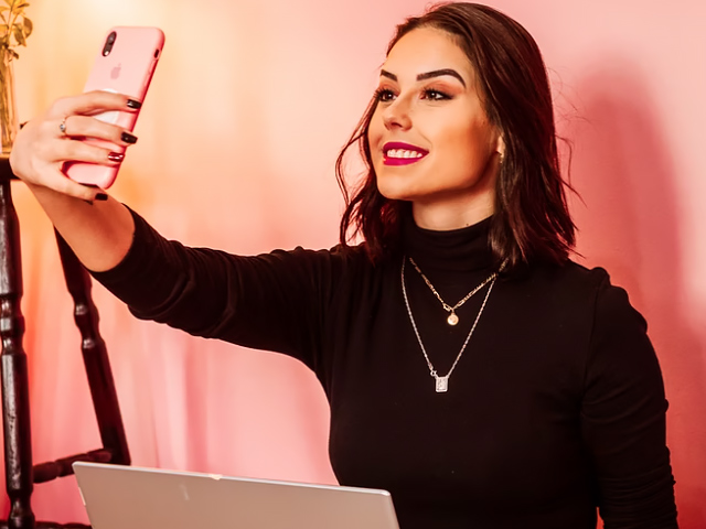 how-to-make-money-as-an-instagram-influencer